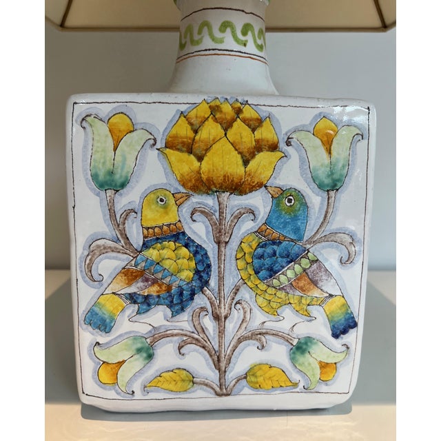 1970s Mid Century Modern Ceramic table lamp with bird and flower decorations For Sale - Image 6 of 12