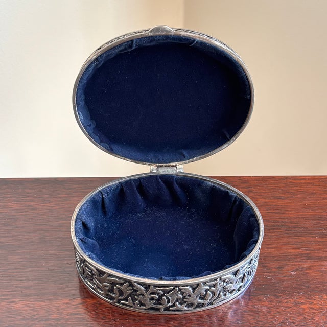 Vintage Silver-Plated Oval Jewelry Box With Blue Velvet Lining & Ornate Foliate Relief For Sale - Image 11 of 12