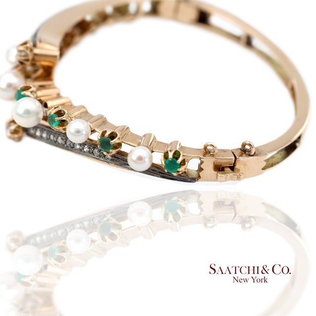 White Old Vintage 14k (585) Yellow Gold Natural Diamond Bangle Bracelet For Sale - Image 8 of 11