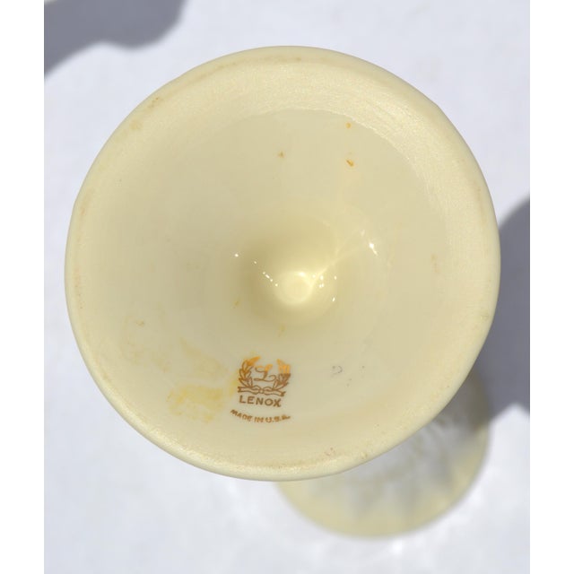 Set 2 Lenox Collectibles Tall Bud Vases Ivory Ceramic Fine China 24k Gold For Sale - Image 12 of 16