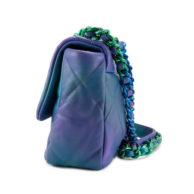 Chanel Chanel 19 Medium Tie-Dye Quilted Calfskin Mixed Chain Shoulder Bag For Sale - Image 4 of 12