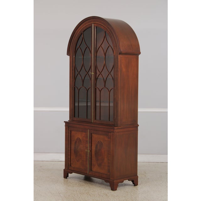 Traditional Baker Dome Top Mahogany Historic Charleston China Cabinet For Sale - Image 3 of 17