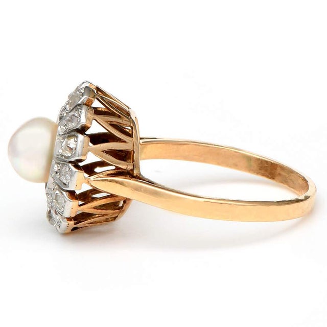 Contemporary 18KY/Platinum Edwardian Pearl & Diamond Ring, size 7.25 For Sale - Image 3 of 5