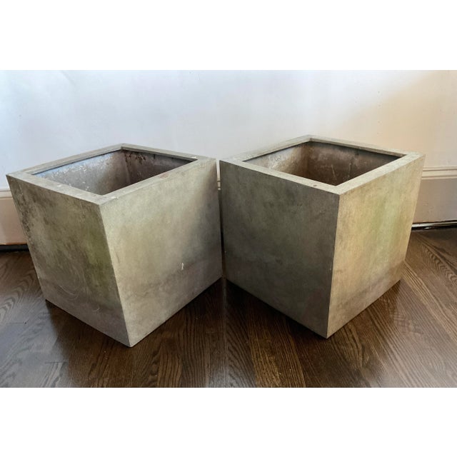 Large Fiberglass Planters With Patina - Set of 2 For Sale In Raleigh - Image 6 of 10