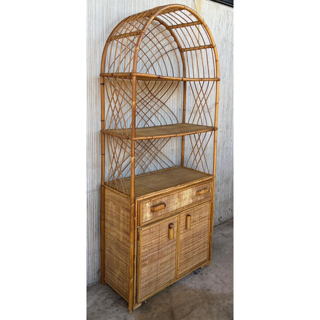 Curved Mid 20th Century Bookcase with Shelves and Doors in Bamboo Italian Design For Sale - Image 4 of 18