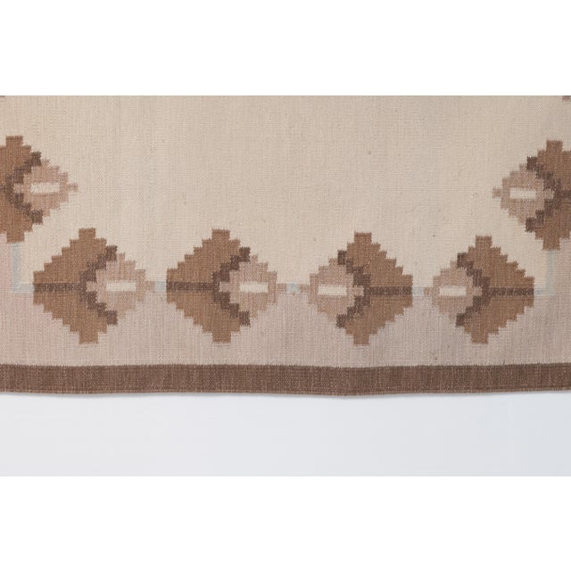 Mid-Century Modern Swedish Kilim Rug in Browns, 1960 For Sale - Image 4 of 7
