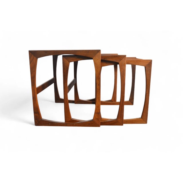 Mid 20th Century Set of 3 G Plan Quadrille Nesting Tables in Teak For Sale - Image 5 of 7