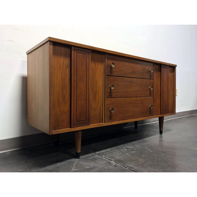 Mid Century Modern MCM Walnut Sideboard Credenza Buffet by Stanley