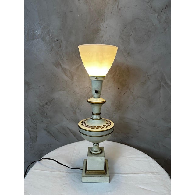 Traditional Empire Style Table Lamp, 1920s For Sale - Image 3 of 10