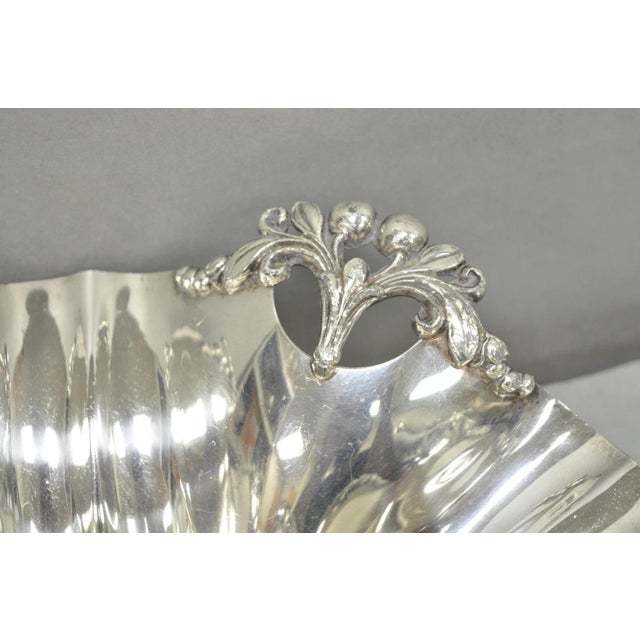 Mid 20th Century Vintage Victorian Silver Plated Scalloped Candy Dish Fruit Bowl Berry Design For Sale - Image 5 of 17