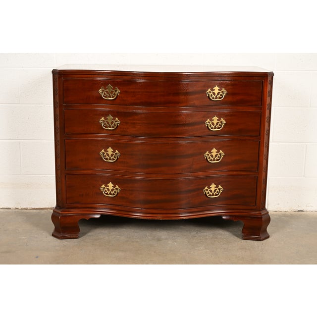 English Baker Furniture Historic Charleston Chippendale Carved Mahogany Serpentine Front Dresser Chest For Sale - Image 3 of 13