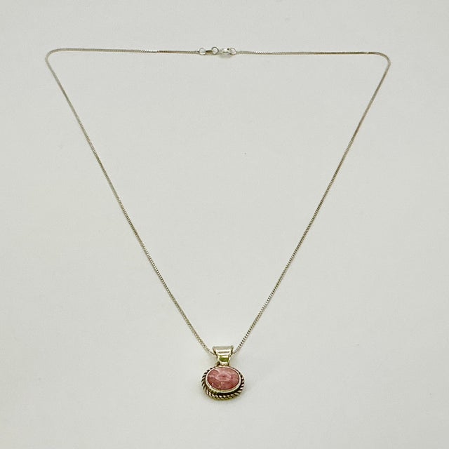 1970s Vintage Southwestern Boho Chic Judith Jack Sterling & Pink Rhodochrosite Pendant Necklace - 16” For Sale - Image 4 of 12