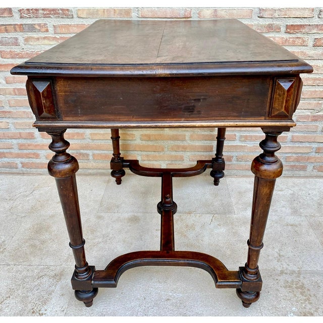 Louis XVI French Walnut Side Table with drawer, 1920s For Sale In Miami - Image 6 of 18