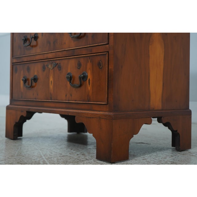 English Yew Wood George III Style Bachelor Chest For Sale - Image 10 of 18