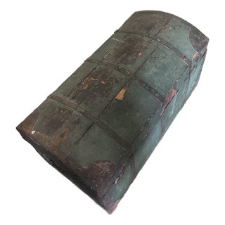 Late 19th Century French Transatlantic Steamship Trunk - Compagnie Générale Transatlantique, Le Havre to New York For Sale