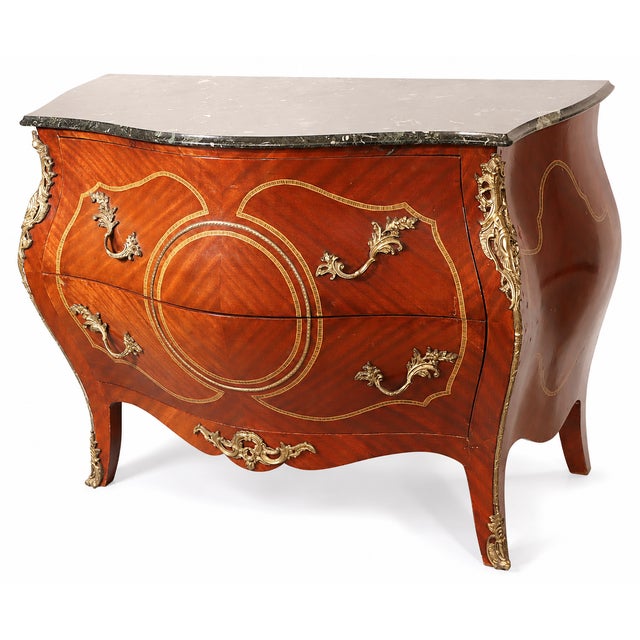 1970s Louis XV–Style Mahogany Bombé Commode With Marble Top and Gilt Mounts For Sale In Tampa - Image 6 of 11