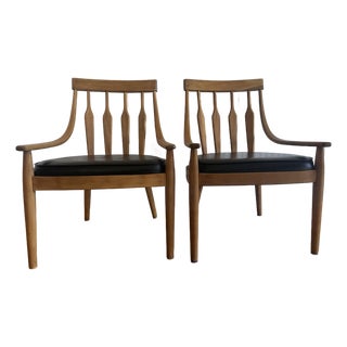 Pair of Mid-Century Teak and Black Vinyl Lounge Chairs by Nemschoff For Sale