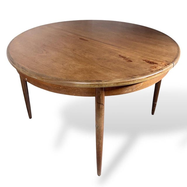 Vintage Round Extending Dining Table in Teak from G-Plan For Sale - Image 9 of 12