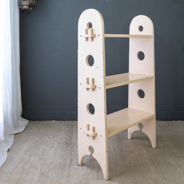 Arts and Crafts Painted Bookshelf With Roycroft Style Peg Construction For Sale - Image 15 of 18