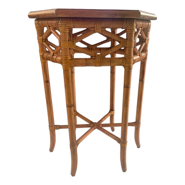 Late 20th Century Tommy Bahama Beach House Coral Springs Side Table For Sale