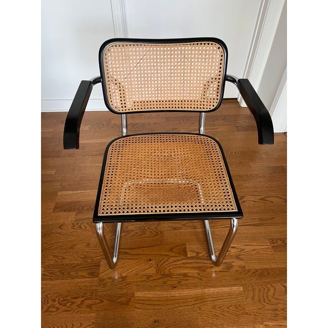 Mid-Century Modern 1970s Marcel Breuer Cesca Armchairs – Cidue, Italy (Black / Natural Cane), Set of 4 For Sale - Image 3 of 5