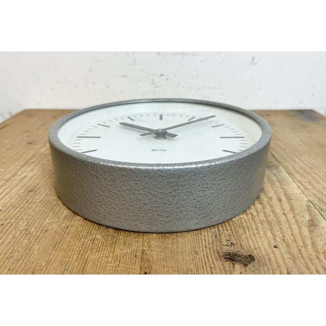 Industrial Grey Wall Clock from Burk, 1970s For Sale - Image 10 of 16