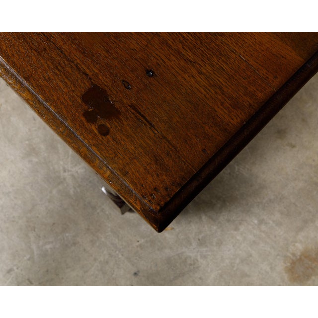 English 19th Century Oak Side Table with Carved Bobbin Legs and Single Drawer For Sale In Atlanta - Image 6 of 12