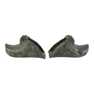Antique Bronze Spanish Colonial Slipper-Style Stirrups—A Pair For Sale