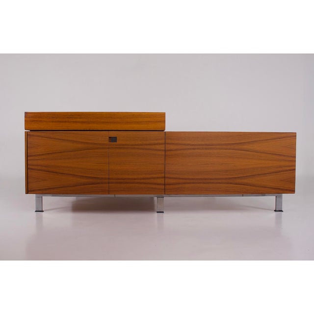 Mid-Century Modern Executive Desk in American Walnut, 1970s For Sale - Image 3 of 7