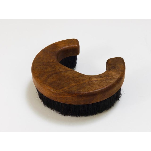 Austrian Walnut Clothes Coat Brush by Carl Auböck, 1960s For Sale - Image 6 of 18