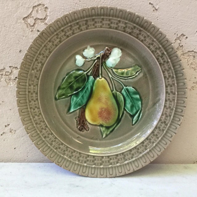 Late 19th Century French Majolica Pear Plate For Sale In Austin - Image 6 of 7