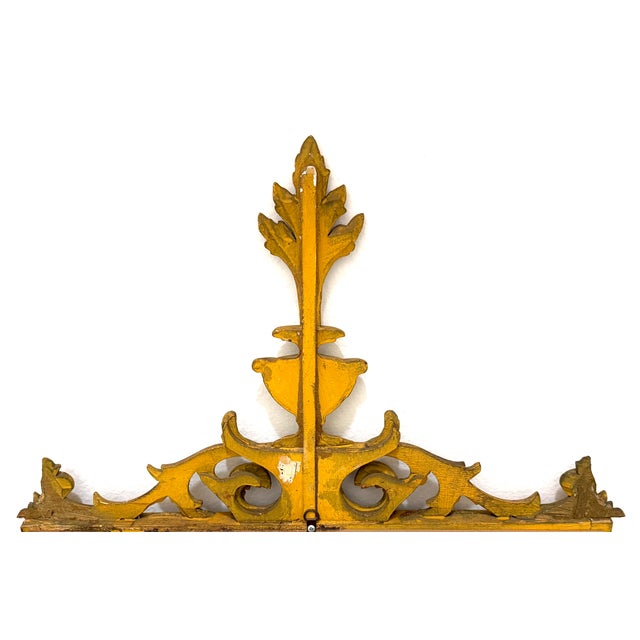Rococo Style Italian Gold Leaf Scrolled Vase Acanthus Leaf Crest Mirror For Sale - Image 4 of 10