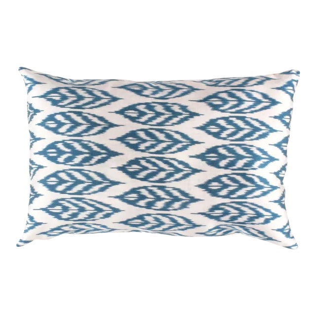 Ti 244 Turkish White & Blue Silk Pillow Ikat 16'' X 24'' For Sale