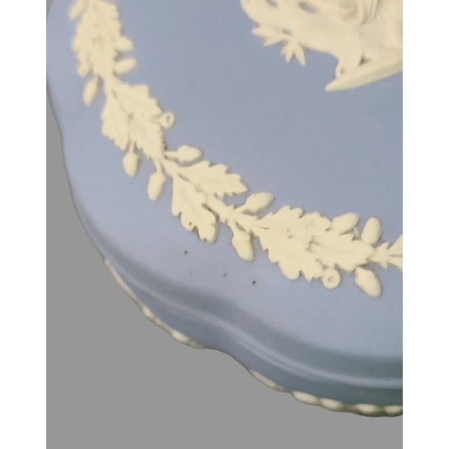 Mid 20th Century Mid 20th Century Vintage Blue English Wedgwood Jasperware Neoclassical Scene Covered Box For Sale - Image 5 of 12