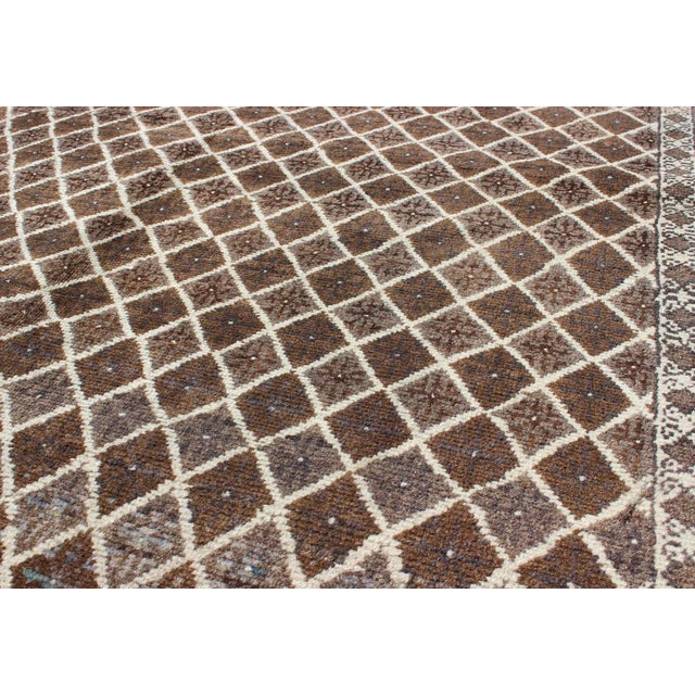 Mid 20th Century Turkish Rug With Modern Diamond Design in Brown Colors For Sale - Image 5 of 7
