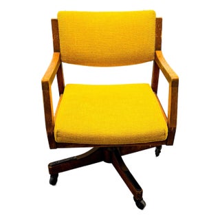 MCM Jasper Rolling Swivel Office Chair. For Sale