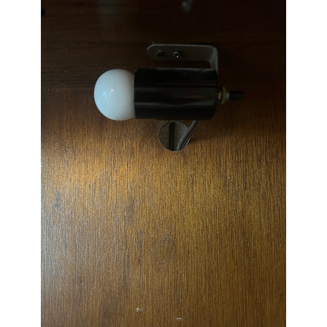 Vintage Petite Oak Curved Glass Curio Cabinet – 1990s For Sale - Image 11 of 12