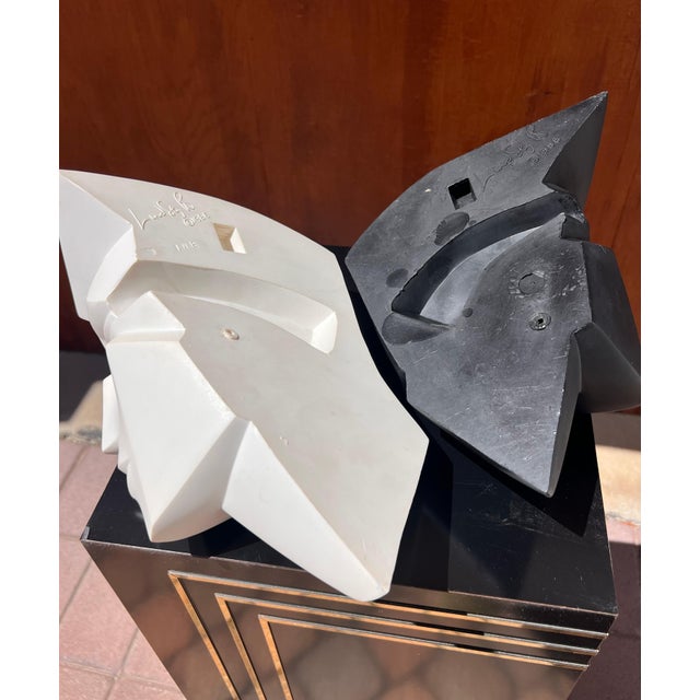 White A Pair of Face Sculptured By Lindsey B., Signed, 1986 For Sale - Image 8 of 12