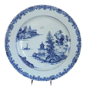 18th Century Chinese Export Porcelain Blue & White Charger Platter
