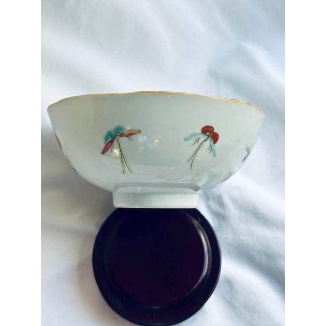 Antique Rose Canton Chinese Porcelain Rice Bowl For Sale - Image 4 of 7