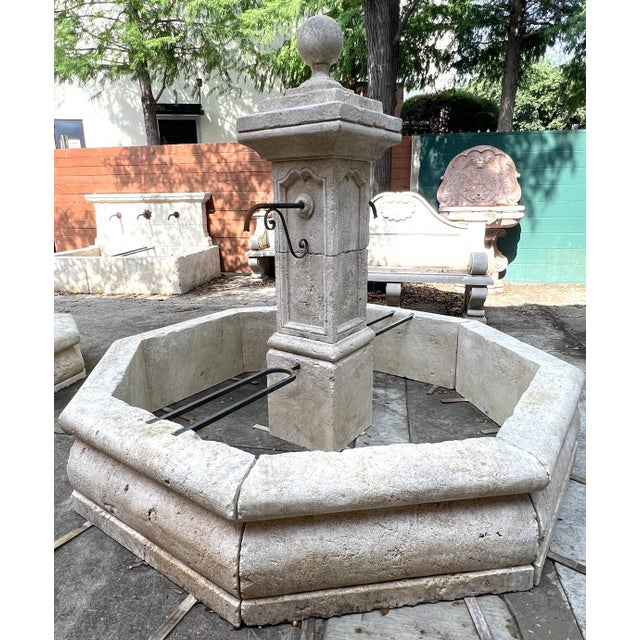 Cream Le Louvre Carved Limestone Center Fountain From the South of France For Sale - Image 8 of 14