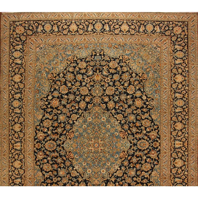 Genuine hand-knotted Middle Eastern rug | Size: 408 cm x 293 cm | Knot density: approx. 200.000 knots/m² | Pile: 100% wool...