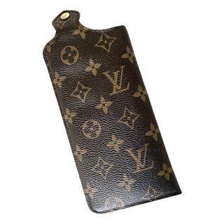 Vintage (New Cond.) Louis Vuitton Monogram Canvas Sunglass Case For Sale