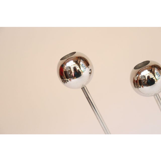 1970s Set of Four Vintage Chrome Orb Candlesticks With Lucite Stems and Bases For Sale - Image 5 of 15