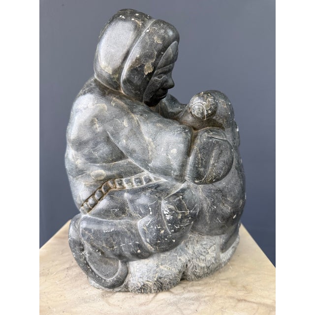 Stone 1960s Inuit Hunter With Seal – Canadian Arctic Soapstone Sculpture For Sale - Image 7 of 9