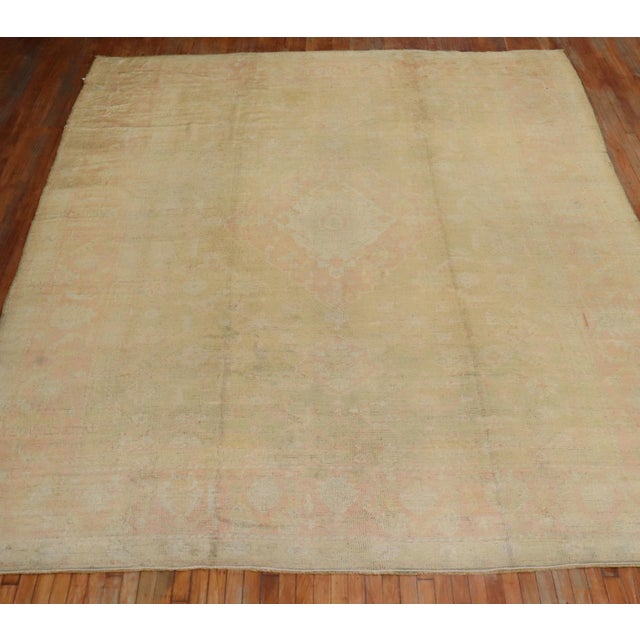 Early 20th Century Pale green Pink Antique Oushak Rug - 10' x 13'4" For Sale - Image 5 of 11