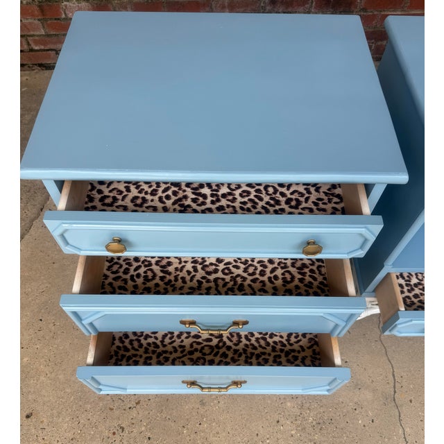 Mid 20th Century Chic Vintage Palm Beach Regency Ficks Reed Attributed Faux Bamboo Rattan Nightstands - Newly Painted French Blue With White Lattice Base - A Pair For Sale - Image 5 of 11