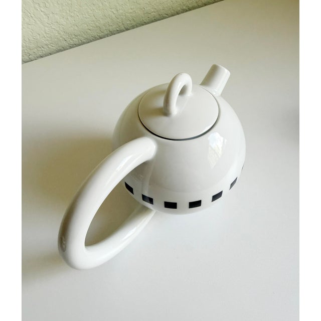 Ceramic 1980s Memphis Tea Set by Matteo Thun for Arzberg Porzellan, Germany - Set of 5 For Sale - Image 7 of 15
