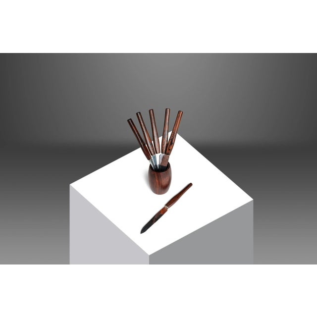 Set of 6 Danish Modern Serving Knives With Solid Rosewood Holder by Rostfrei Solingen, Germany, Circa 1970's For Sale - Image 4 of 12