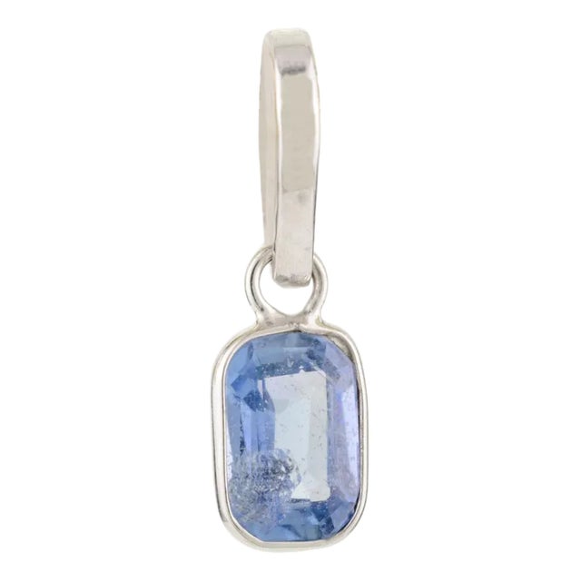 Minimalist Modern Blue Sapphire Pendant Gift for Dad For Sale